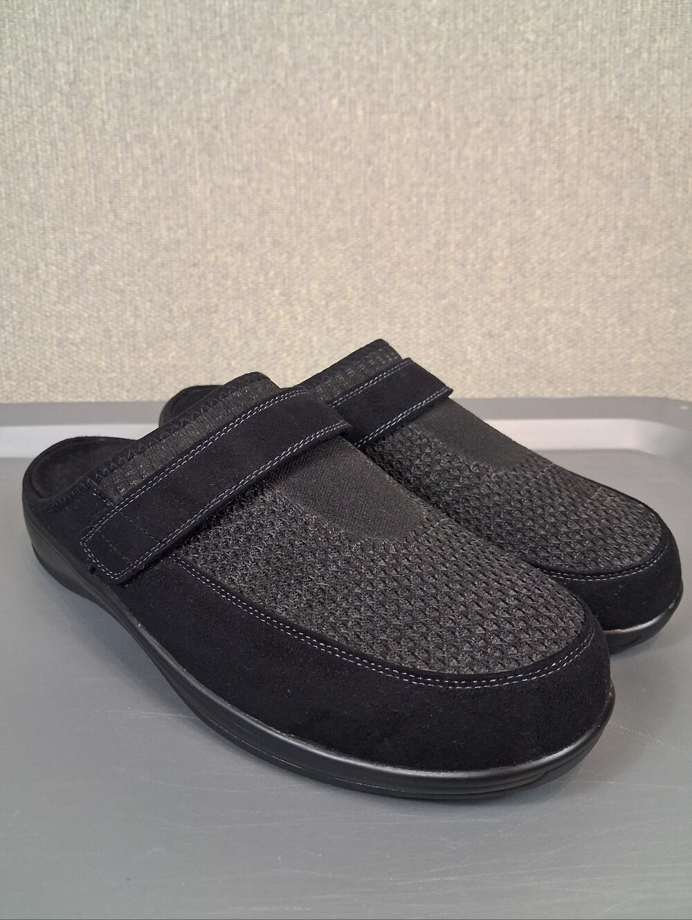Orthofeet Louise Slippers Womens 11.5 X-Wide Black Orthopedic Slip-On Adjustable
